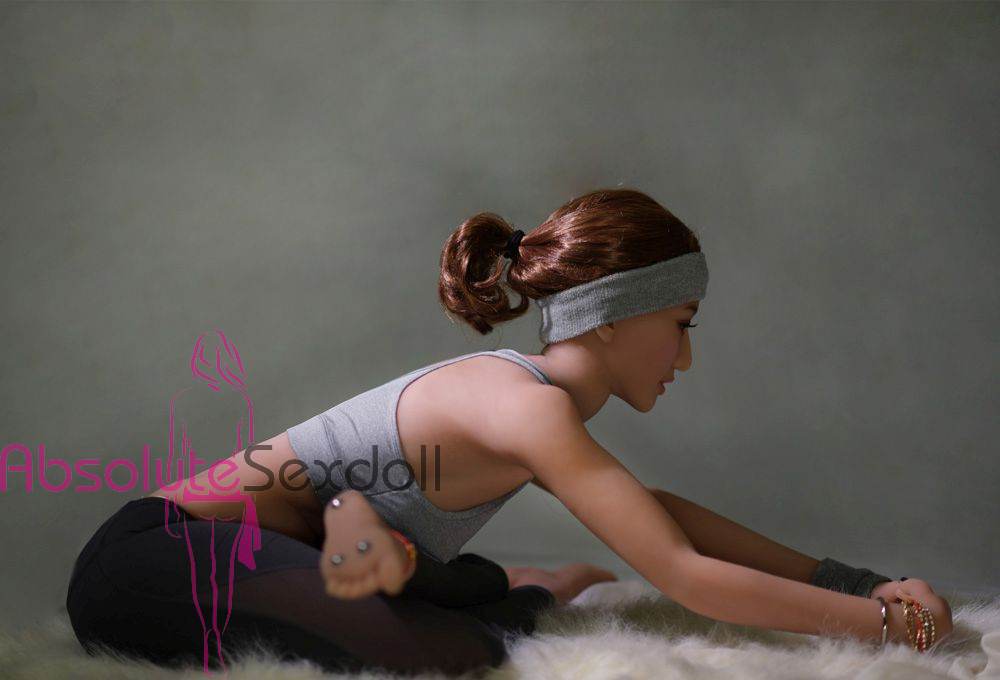 Yogi 170cm C-Cup Sporty Asian Sex Doll